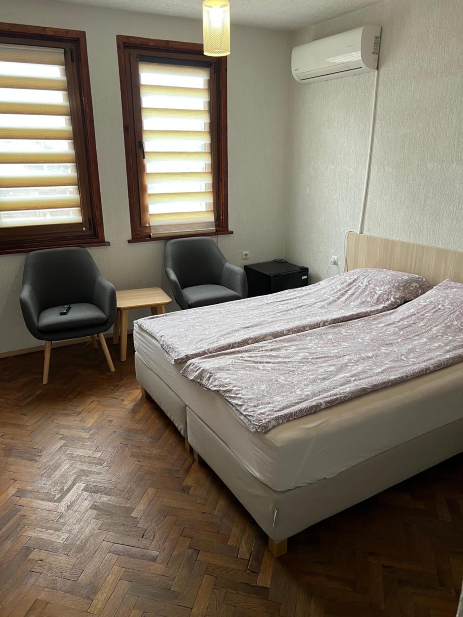 White Guest House 2 Karlovo Exterior foto